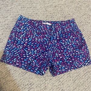 Vineyard vines whale print shorts size 0